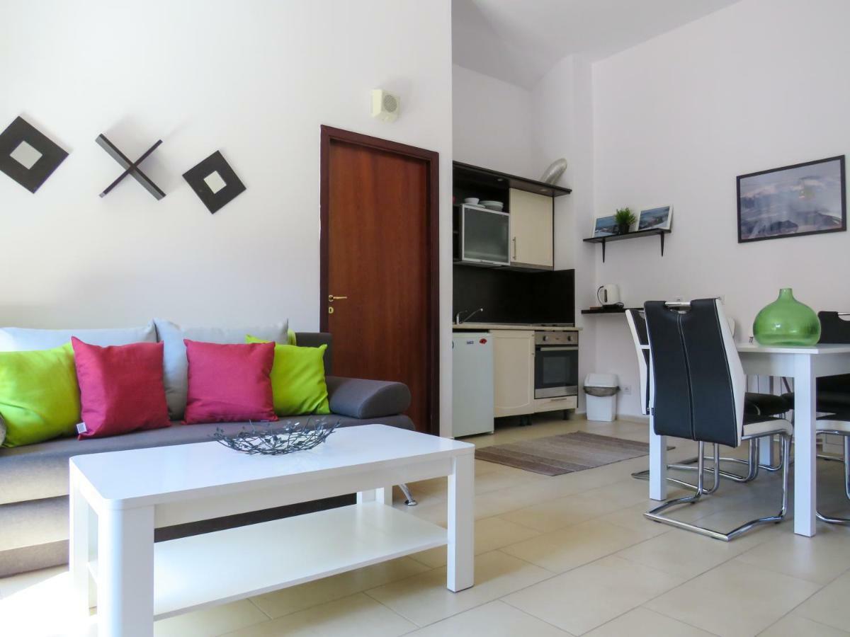 Flora Daisy Apartment Nr 28 Borowec Zewnętrze zdjęcie
